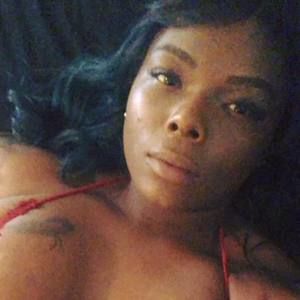 Meet your Posher, Kena